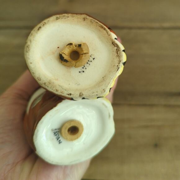 Vtg Anthropomorphic Kitschy Tall Hound Dog Salt & Pepper Shakers by Commodore - Picture 8 of 10